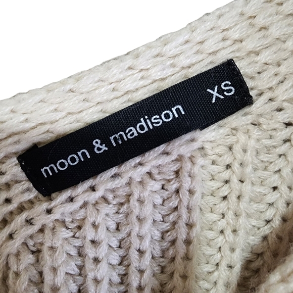 Moon & Madison Button-down Cardigan Cable Knit Sweater - XS - Picture 7 of 7